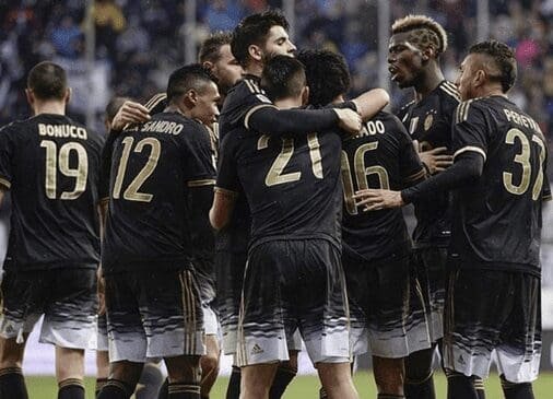 Αυτές είναι οι νέες φανέλες της Γιουβέντους (pics)