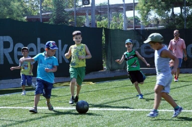 Αφυδάτωση και απόδοση σε θερμό περιβάλλον