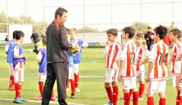 Αξιολόγηση ποδοσφαιριστών στη Μεγαλόνησο από τον Ολυμπιακό!