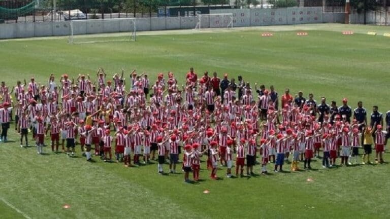 Έπεσε η αυλαία στο Summer Camp 2016 του Ολυμπιακού!(photos)