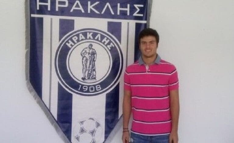 Ο 20χρονος Μιχάλης Ηλιάδης υπόγραψε στην Σαλερνιτάνα!