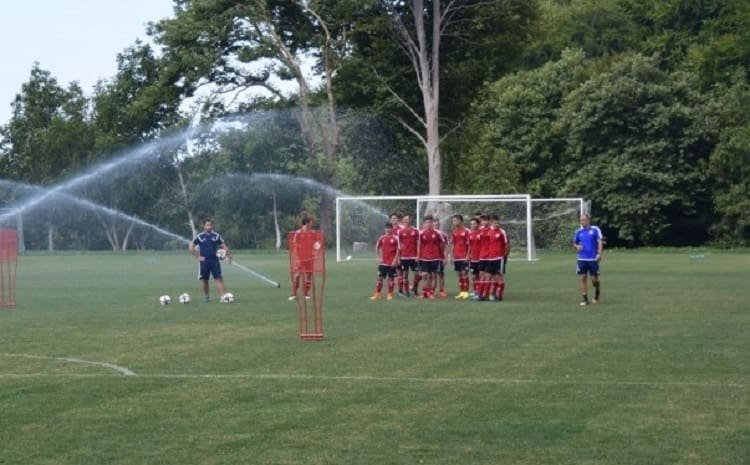 Με διπλές προπονήσεις συνεχίστηκε η 4η μέρα στο Πήλιο για U20 και U17 Ολυμπιακού!