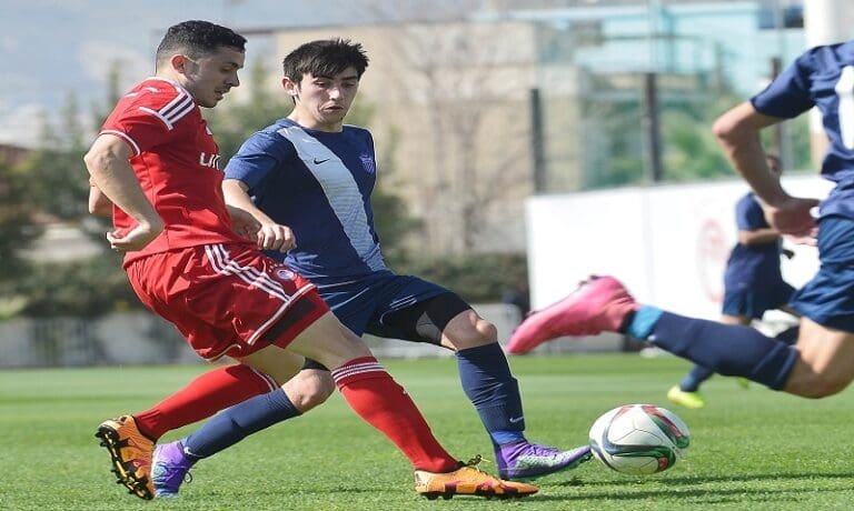 Σέντρα για την Super League U20!