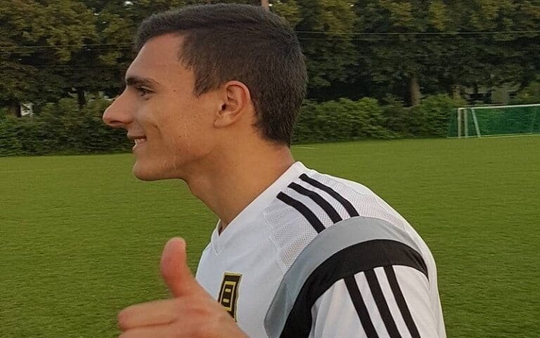 Πολυτιμότερος ποδοσφαιριστής στην Ελβετία ο Βιτσαράς!