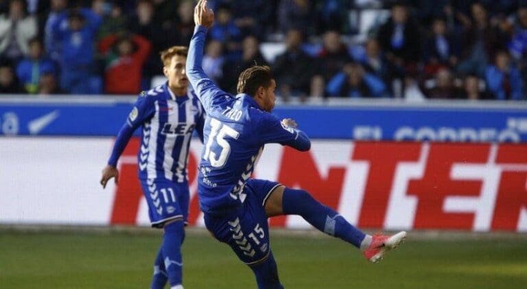 Το “τηλεκατευθυνόμενο” γκολ του Ερνάντεζ ! (vid)