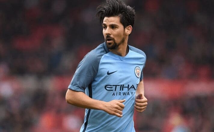 Φεύγει από τη Σίτι λόγω της… κορούλας του!