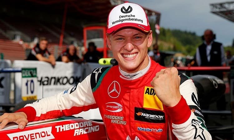 Σουμάχερ is back στη Formula 1! (vid)