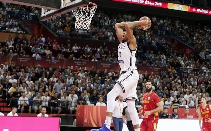 Πρώτος και… εντυπωσιακότερος ο Γιάνναρος! (vid)