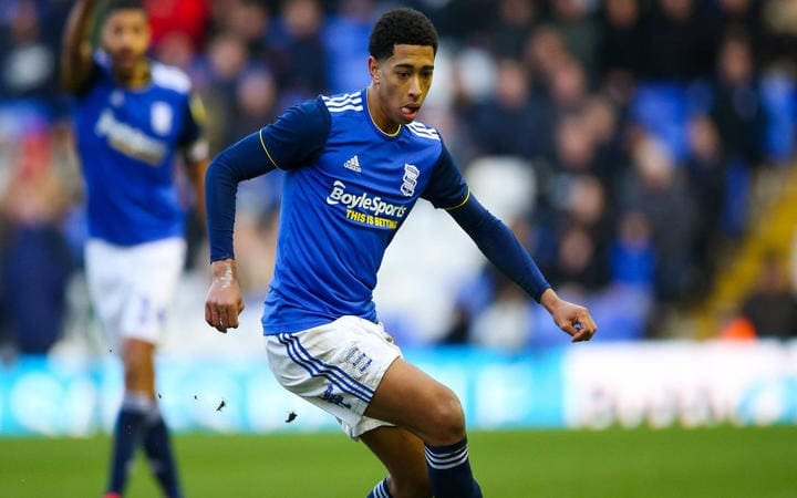 Κέρδισε την Γιουνάιτεντ η Ντόρτμουντ και “αρπάζει” την ταλεντάρα! (photo)