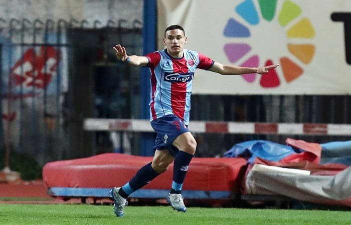 Έρχεται ο… νέος Εμμανουηλίδης! (vid)