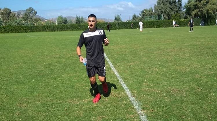 “Έχασε” τον πατέρα του ο νεαρός Γιώργος Σημαιάκης!