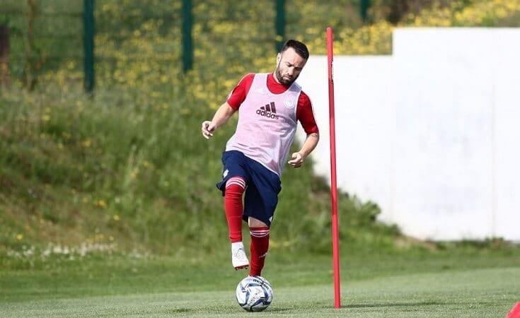 Αυτόν τον νεαρό θέλει δίπλα του ο Βαλμπουενά! (photo)