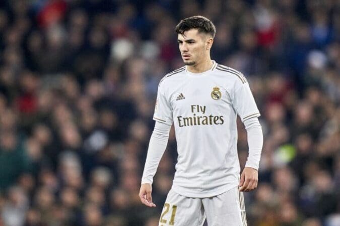 Έντυσε στα “ροσονέρι” και με τη βούλα νεαρό… Μαδριλένο η Μίλαν! (vid)