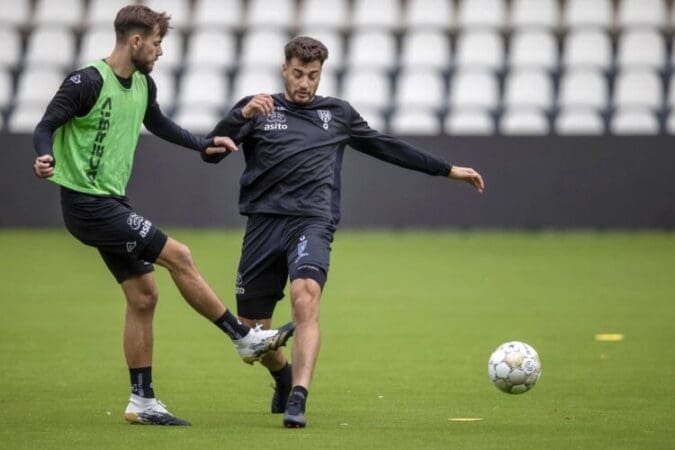 Θετικός στον κορονοϊό νεαρός Έλληνας ποδοσφαιριστής!