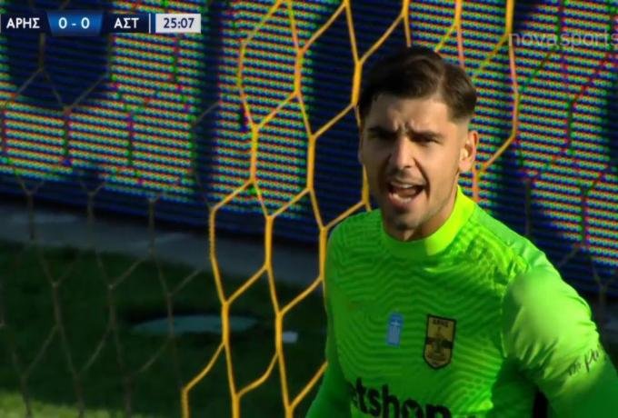 Η τρομερή επέμβαση του Σιαμπάνη! (vid)