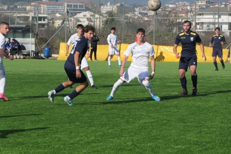 Τρίποντο στο… φινάλε για την Λαμία!