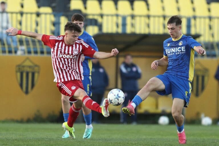 Νίκη για Ολυμπιακό πριν την… Λανς!