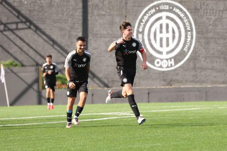 Στην πρώτη ομάδα ο νεαρός Χνάρης!