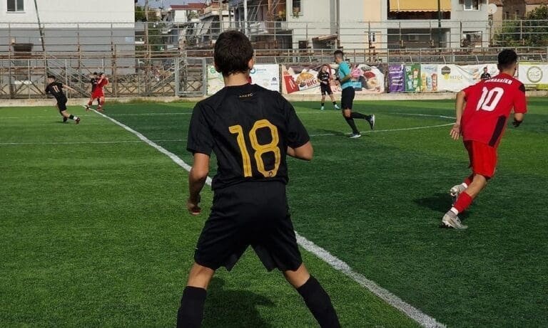 Προπονητής ομάδας U15… βρίζει και ωρύεται κατά διαιτητή!