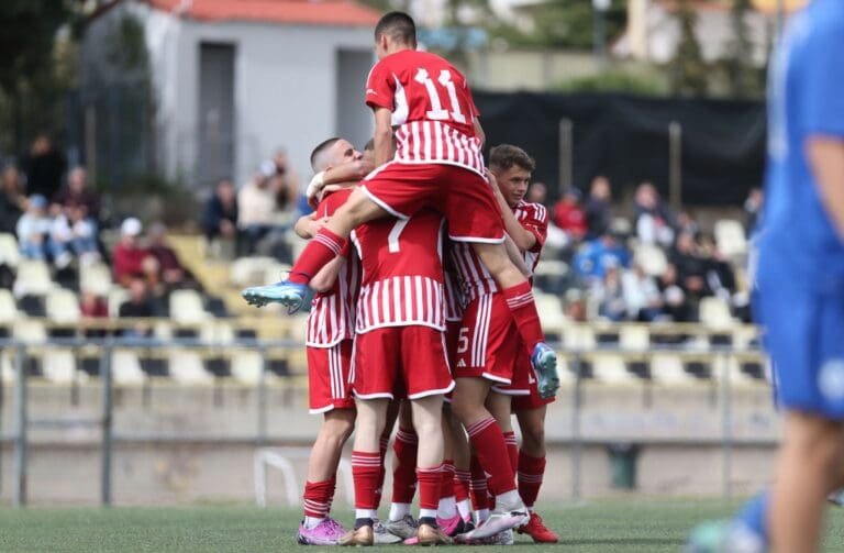 “Ματσάρα” με έξι γκολ στο Ατρόμητος – Ολυμπιακός!