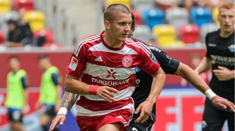 Ο Ολυμπιακός πάει για τον Τζόλη!