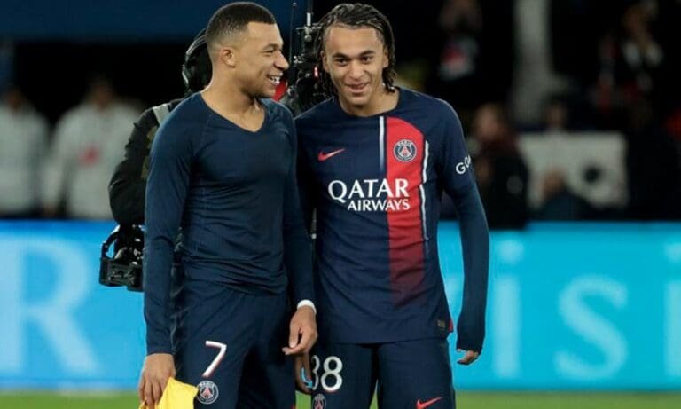 Ο Μπαπέ πάει στη Μαδρίτη… μόνο με τον αδερφό του!