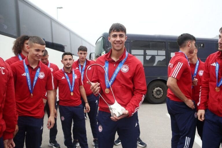 “Σκέφτηκα να κάνω εγώ στην αρχή το μαγικό ψαλιδάκι, ευρωπαϊκό τρόπαιο και με την πρώτη ομάδα!