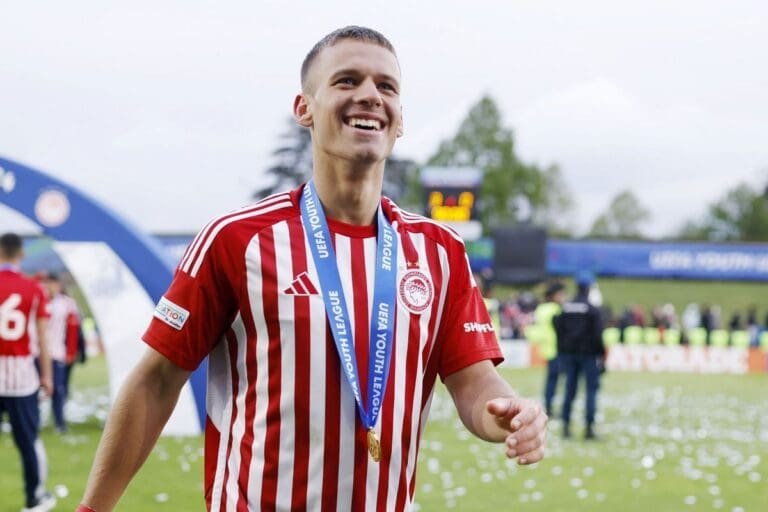 Από τη Σπόρτινγκ Λισαβόνας στην… κορυφή της Ευρώπης με τον Ολυμπιακό! (photos/vid)