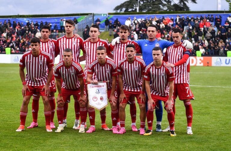 ΠΡΩΤΑΘΛΗΤΗΣ ΕΥΡΩΠΗΣ ο Ολυμπιακός – Στα “ερυθρόλευκα” η κούπα του Youth League! (photos/vids)