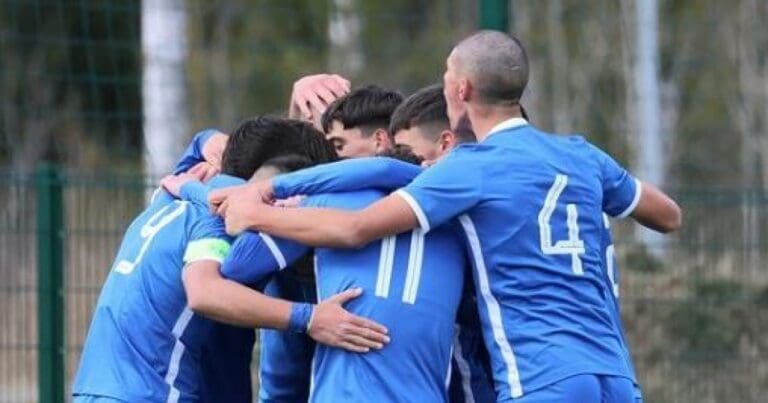 Οι 21 ποδοσφαιριστές της Εθνικής Παίδων για τα προκριματικά!