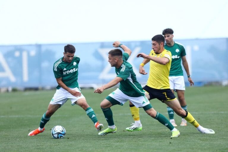 Η σεζόν στα πρωταθλήματα της Super League σε αριθμούς!