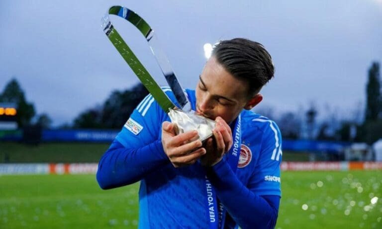 Η Ελλάδα το πάλεψε, αλλά επέλεξε Αλβανία ο Σίνα!