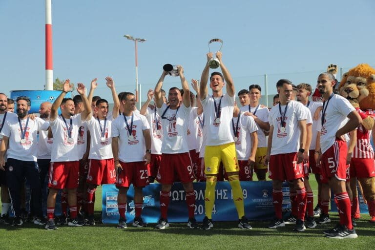 Ανακοίνωσε νεαρό του… Ολυμπιακού ο ΑΠΟΕΛ!