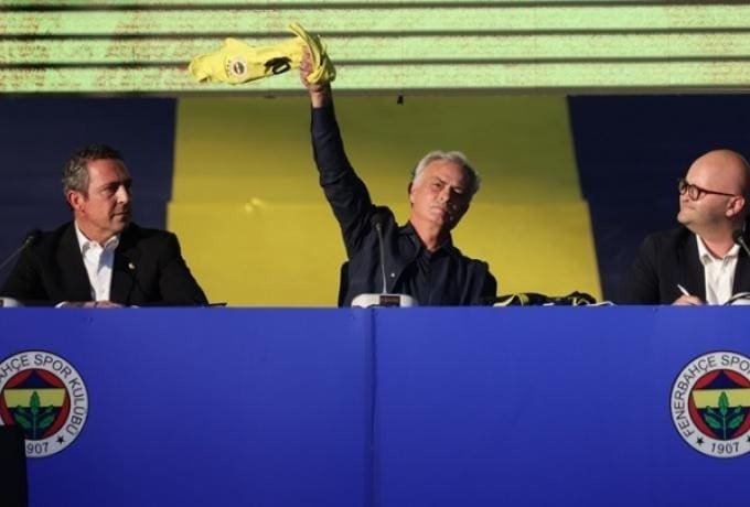 Η πρώτη… μεταγραφή του Μουρίνιο στη Φενέρ είναι Ελληνόπουλο!