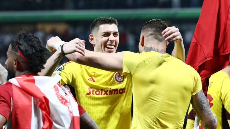 Τραυματίστηκε στους… πανηγυρισμούς ο νεαρός Παπαδούδης!