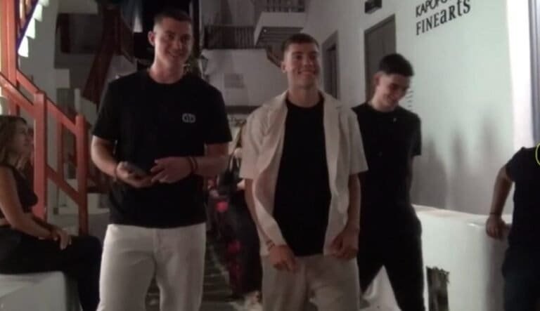 Απολαμβάνει… διακοπές στην Μύκονο ο Τζίμας!