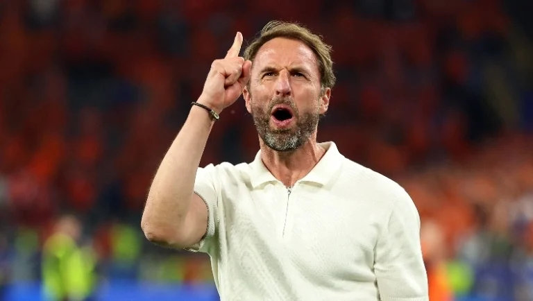 Το γούρι του… Σάουθγκεϊτ έγινε sold out!