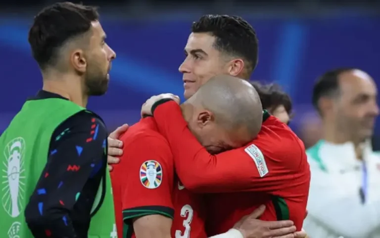 Ο Ρονάλντο “γονάτισε” το Instagram για το… αντίο του κολλητού του!