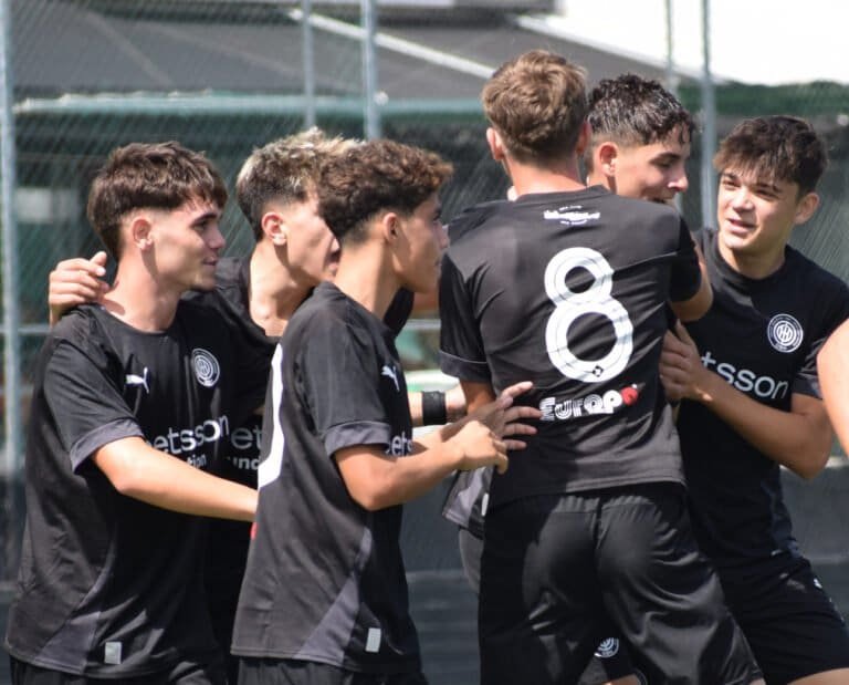 Καλό ποδόσφαιρο και νίκη για τον ΟΦΗ!