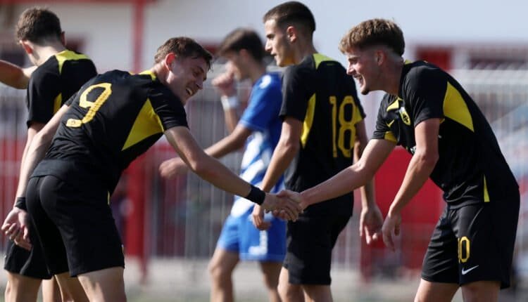 Έφυγε με νίκη από το Περιστέρι η ΑΕΚ!