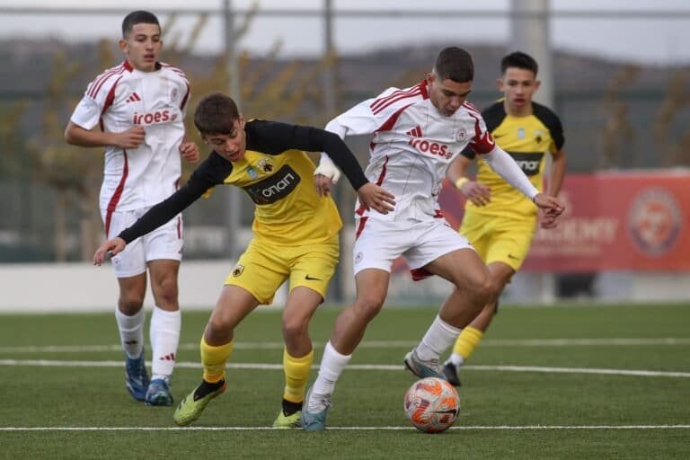 Την “Χ” άλασε στο τέλος του Ολυμπιακού η ΑΕΚ!