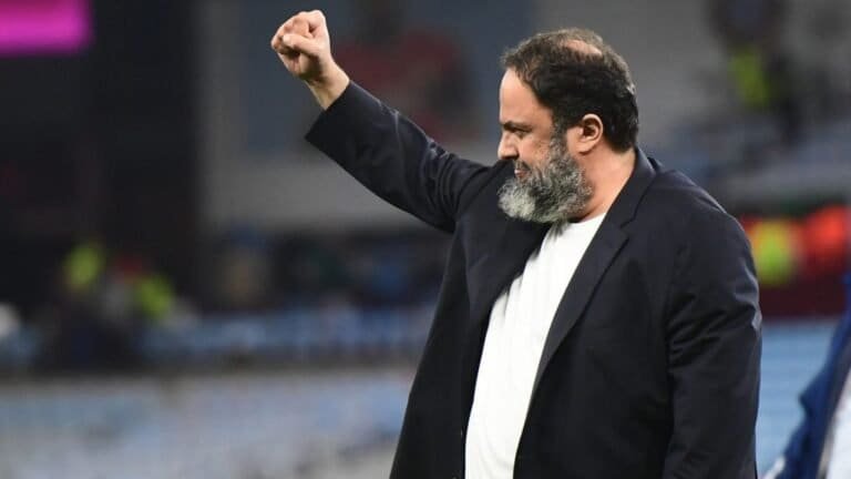 “Το να έχουμε 4-5 παιδιά από την Ακαδημία είναι πολύ καλό για το ποδόσφαιρο και την κοινωνία”