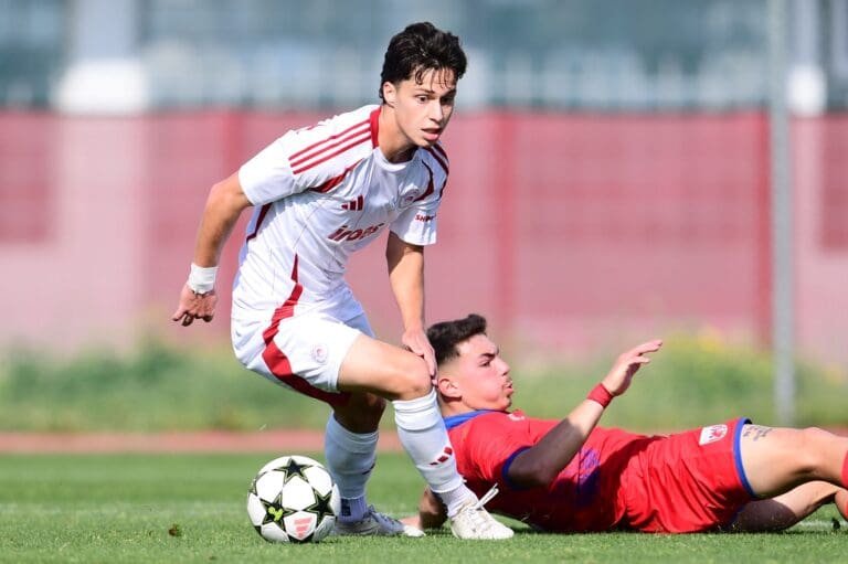 Στον τελικό και ο Ολυμπιακός – Πέρασε στα ημιτελικά τον Βόλο!