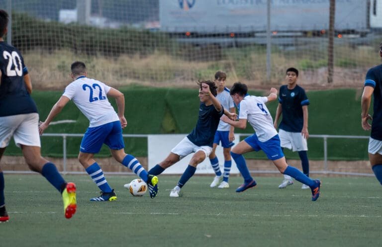 “Ένα άλλο λάθος μας είναι ότι απαιτούμε αποτελέσματα ακόμα και από τα παιδιά”!