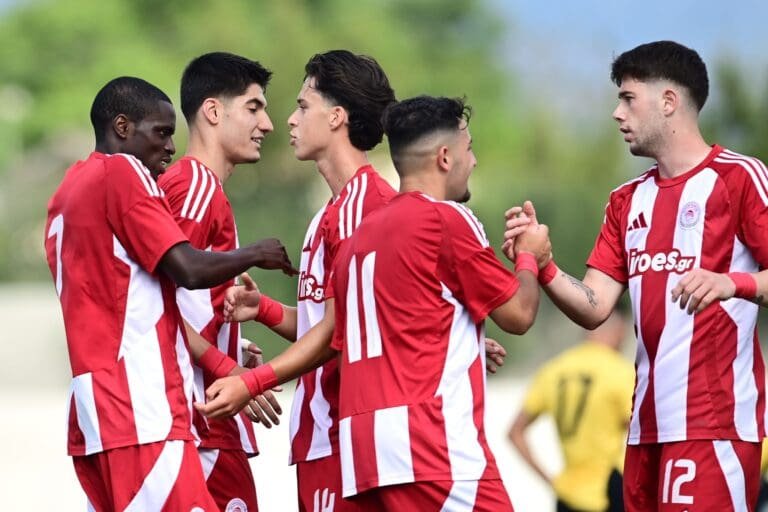 Φιέστα με… νίκη για την U19 του Ολυμπιακού!