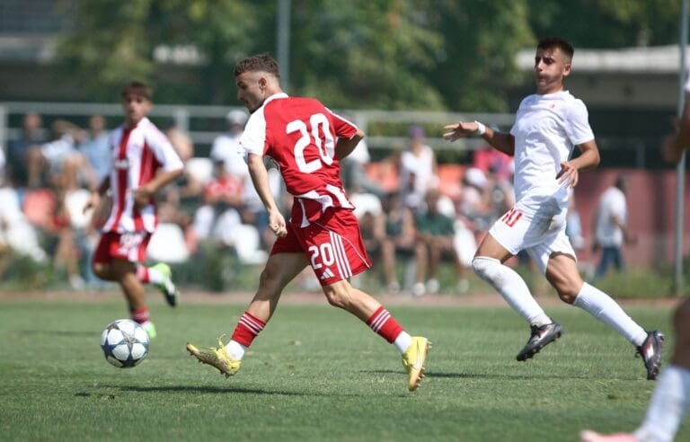 Εμφάνιση τριών “αστέρων” για τον Ολυμπιακό!