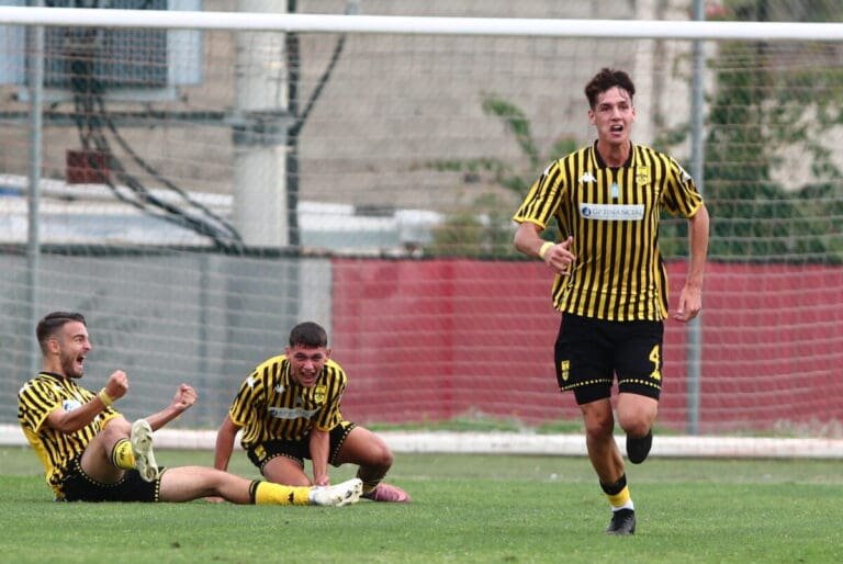 Νίκη για Άρη με γκολ σε κάθε ημίχρονο!