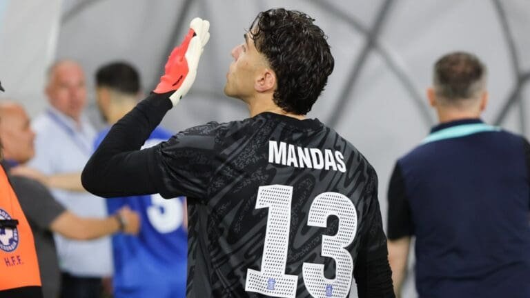 Ο Μανδάς έριξε… άκυρο για Ελλάδα και κοιτάζει προς Αγγλία!