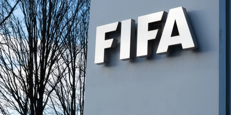 Επανέρχεται η Ρωσία στο Παγκόσμιο Κύπελλο!