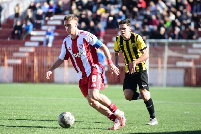 Η ΑΕΚ πήρε το διπλό στην έδρα του Ολυμπιακού!